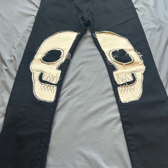 MNML Skull Jeans (LIKE NEW) - Picture 8 of 12